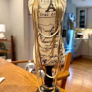 Elegant Gold Layered Necklace